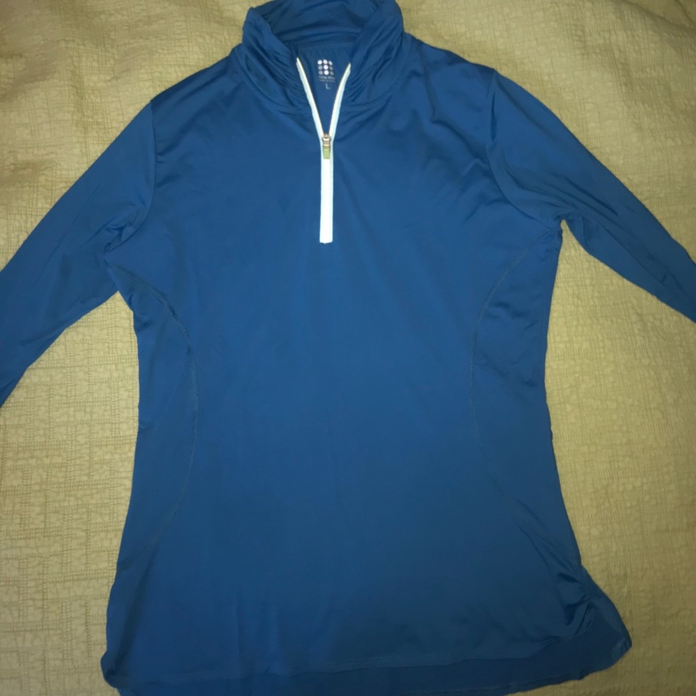 Title nine 1/4 zip tech shirt, large